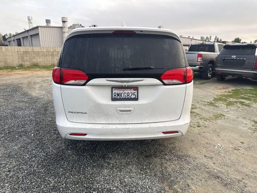 2017 Chrysler Pacifica LX