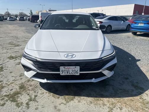 2025 Hyundai ELANTRA Sport