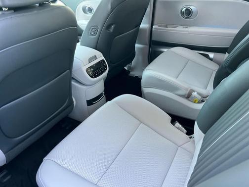 Ionosphere Green 2026 Hyundai IONIQ 9 Performance Calligraphy