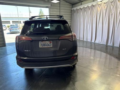 Magnetic Gray Metallic 2016 Toyota RAV4 XLE