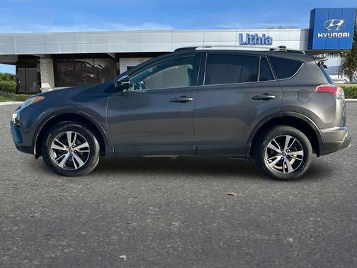 Magnetic Gray Metallic 2016 Toyota RAV4 XLE