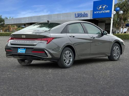 2026 Hyundai ELANTRA HEV Blue