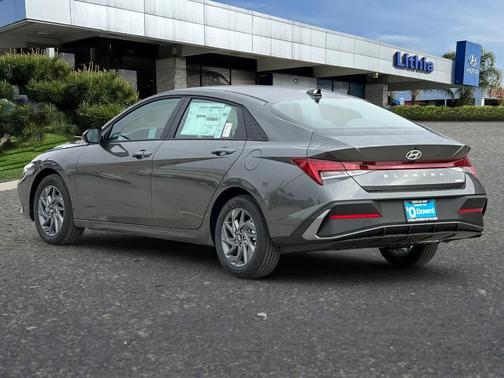 2026 Hyundai ELANTRA HEV Blue
