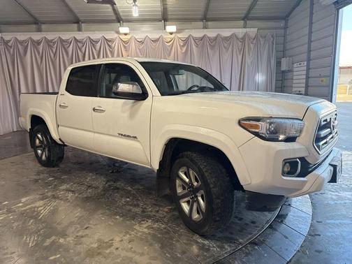 2017 Toyota Tacoma Limited