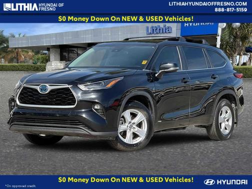 Midnight Black Metallic 2023 Toyota Highlander Hybrid LE