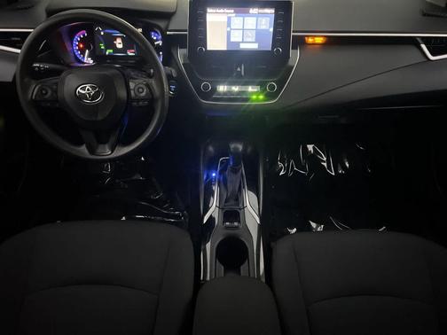 2020 Toyota Corolla Hybrid LE