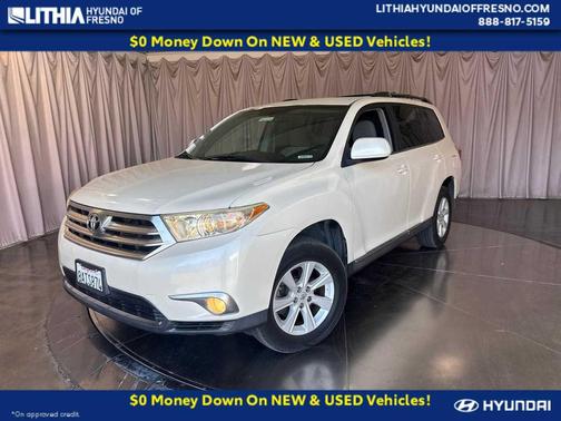 Blizzard Pearl 2013 Toyota Highlander Base Plus