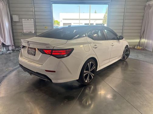 2021 Nissan Sentra SR