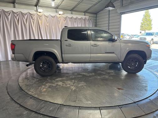 2020 Toyota Tacoma SR5