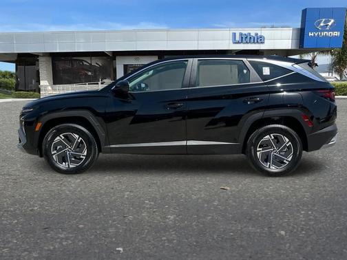 Ash Black 2026 Hyundai TUCSON Hybrid Blue SE