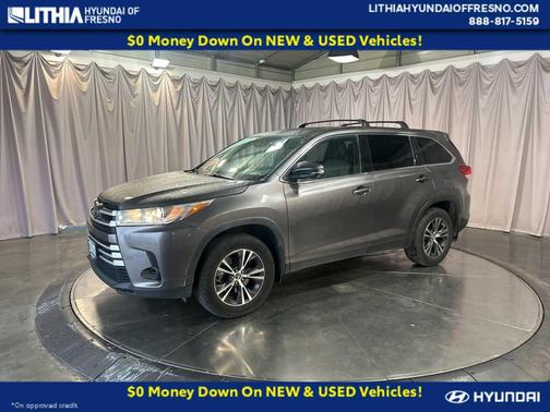 2019 Toyota Highlander LE