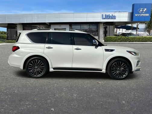 Moonstone White 2022 INFINITI QX80 SENSORY