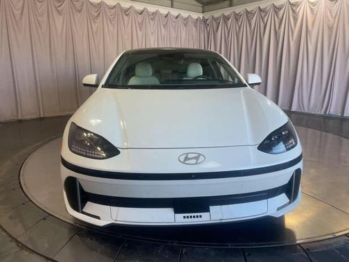2024 Hyundai IONIQ 6 Limited