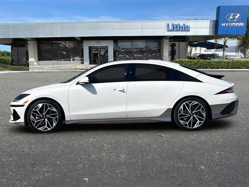 2024 Hyundai IONIQ 6 Limited