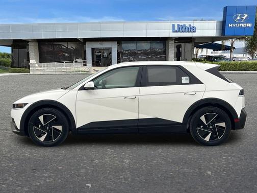 2026 Hyundai IONIQ 5 SE