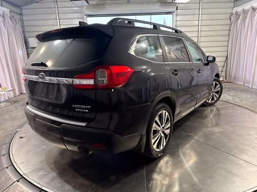 Crystal Black Silica 2019 Subaru Ascent Limited 7-Passenger