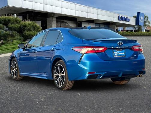 2019 Toyota Camry SE