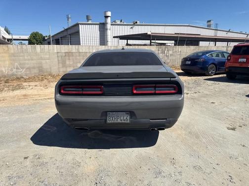 Destroyer Gray Clearcoat 2017 Dodge Challenger SXT