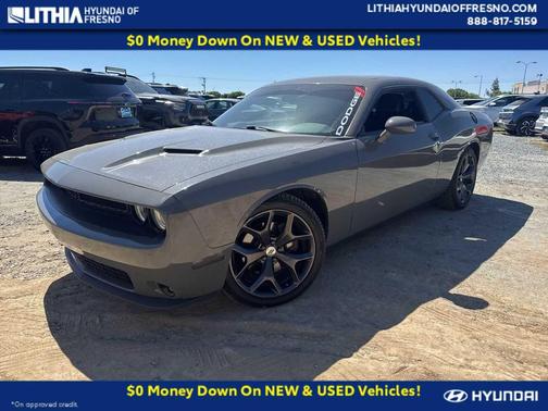 Destroyer Gray Clearcoat 2017 Dodge Challenger SXT