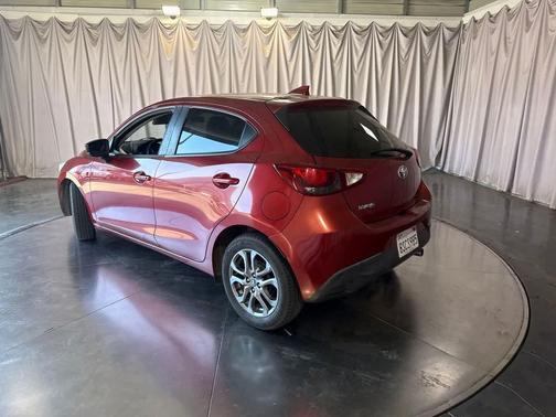 Pulse 2020 Toyota Yaris Sedan LE