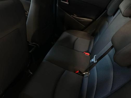 Pulse 2020 Toyota Yaris Sedan LE
