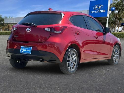 Pulse 2020 Toyota Yaris Sedan LE