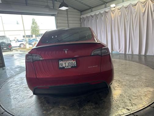 2020 Tesla Model Y Performance