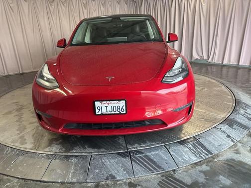 2020 Tesla Model Y Performance