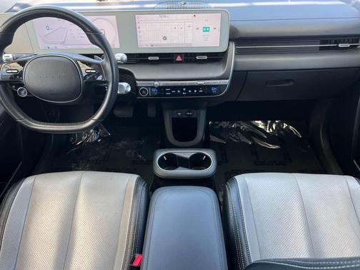 Phantom Black 2022 Hyundai IONIQ 5 SE