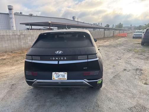 Phantom Black 2022 Hyundai IONIQ 5 SE