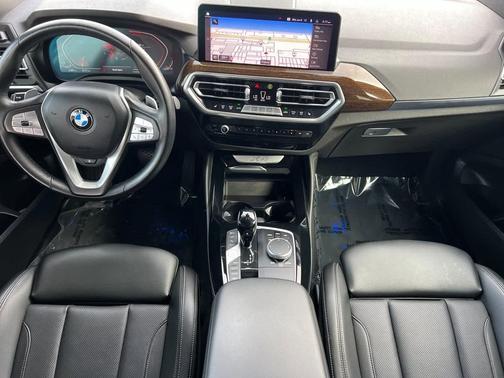 2023 BMW X4 xDrive30i