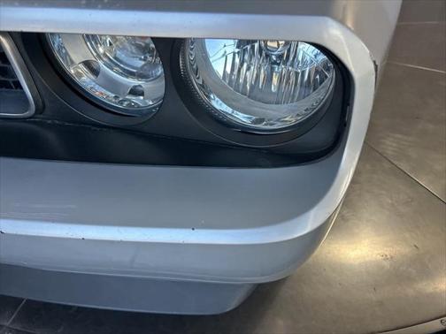2010 Dodge Challenger SE