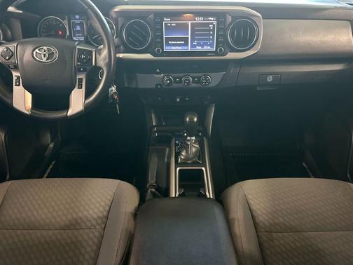 Super White 2020 Toyota Tacoma SR5