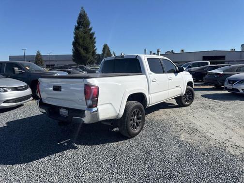 Super White 2020 Toyota Tacoma SR5