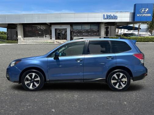 Quartz Blue Pearl 2018 Subaru Forester 2.5i Premium