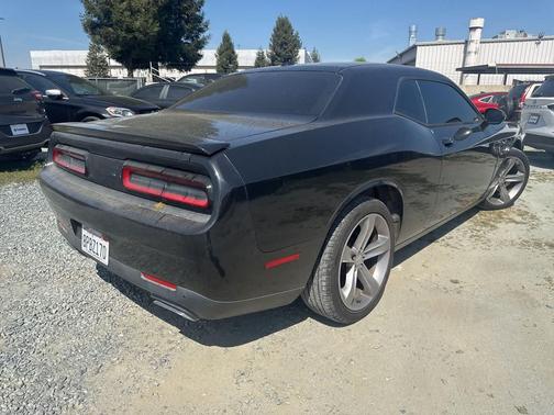 2015 Dodge Challenger R/T