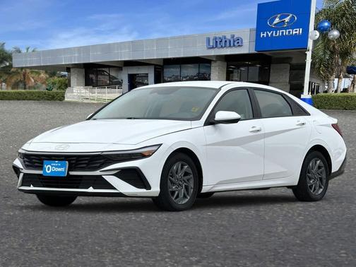 2024 Hyundai ELANTRA SEL