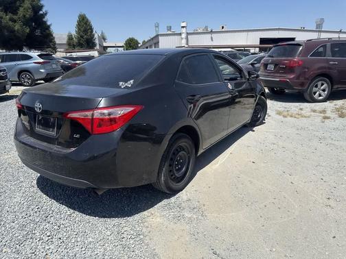 Black Sand Pearl 2018 Toyota Corolla LE