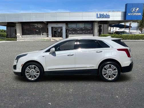2017 Cadillac XT5 Premium Luxury
