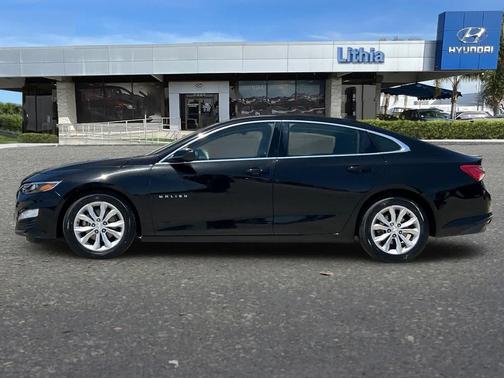 Mosaic Black Metallic 2021 Chevrolet Malibu LT