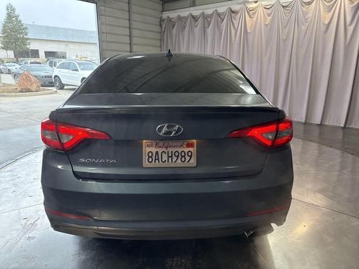 2017 Hyundai SONATA SE