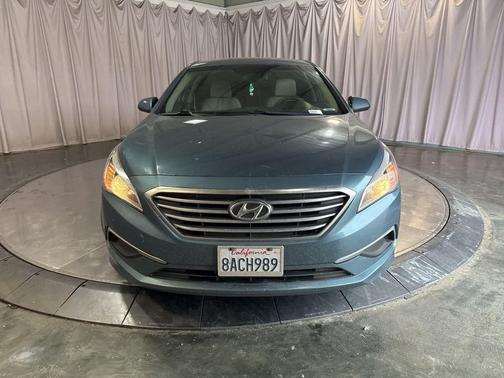 2017 Hyundai SONATA SE