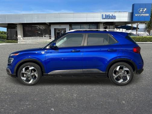 2024 Hyundai VENUE Limited