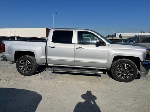 Silver Ice Metallic 2018 Chevrolet Silverado 1500 1LT