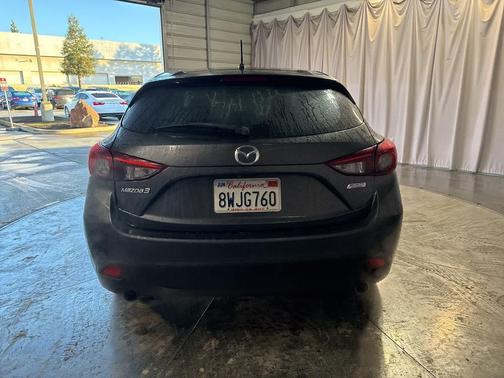 2016 Mazda Mazda3 i Touring