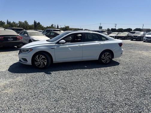Pure White 2020 Volkswagen Jetta 1.4T SEL