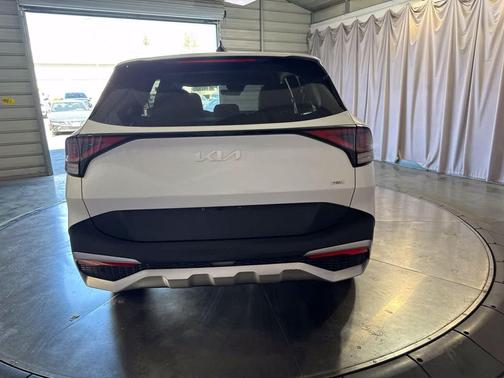 Snow White Pearl 2023 Kia Sportage Hybrid LX