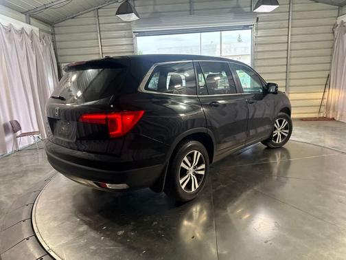 Crystal Black Pearl 2017 Honda Pilot EX-L