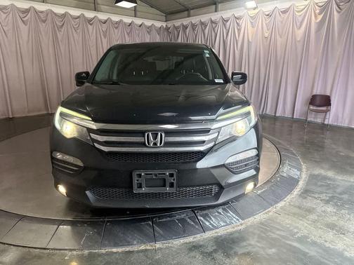 Crystal Black Pearl 2017 Honda Pilot EX-L