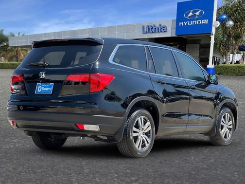Crystal Black Pearl 2017 Honda Pilot EX-L